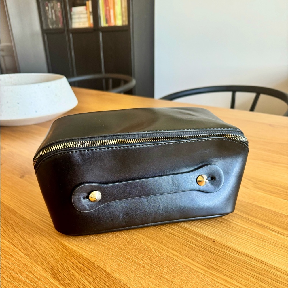 Large black makeup/cosmetics travel bag